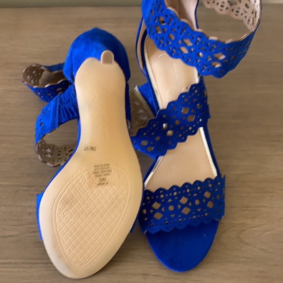 Jessica Simpson Royal Blue Pumps Size 7 Never Worn - Picture 5 of 5